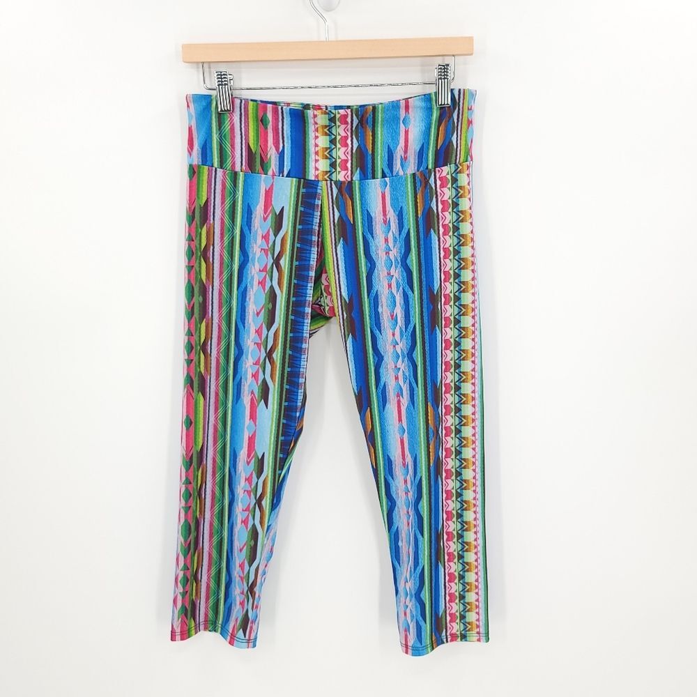 Onzie Multicolor Striped Aztec Capri Leggings